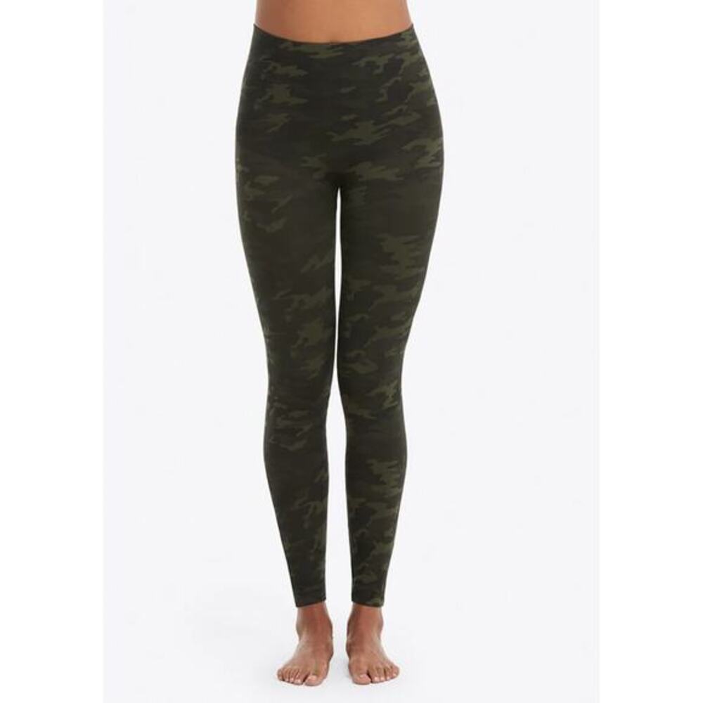 NEW SPANX Look at Me Now Seamless Leggings Green Camo Medium